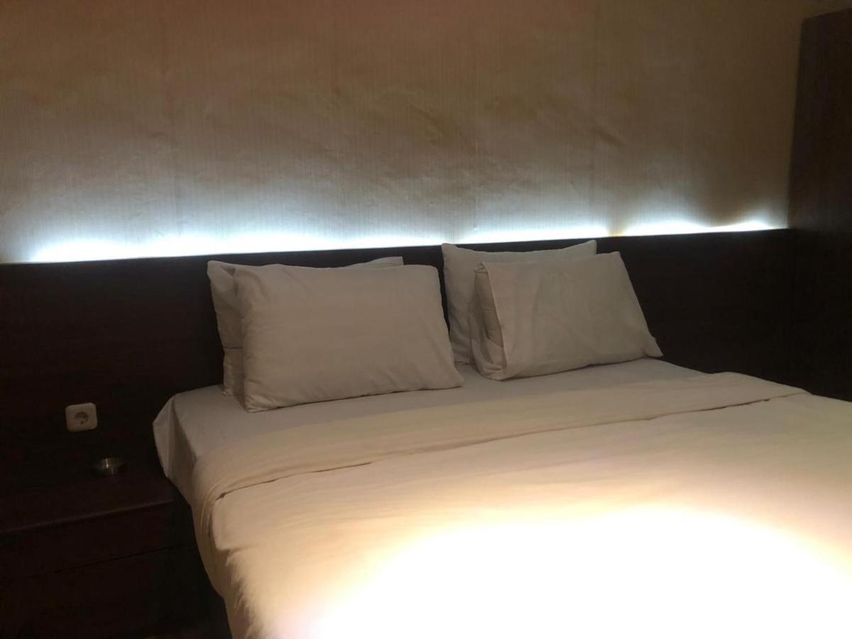 Hotel Aruni Ancol Jakarta Bagian luar foto
